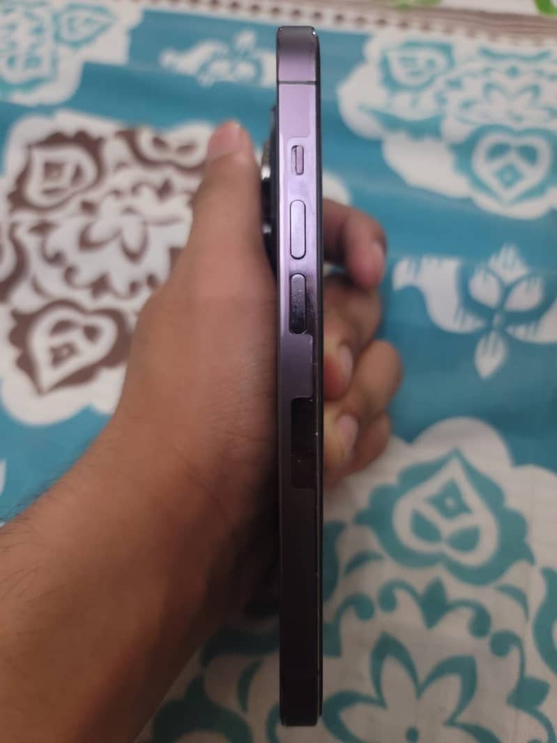 Apple iPhone 14 Pro 3
