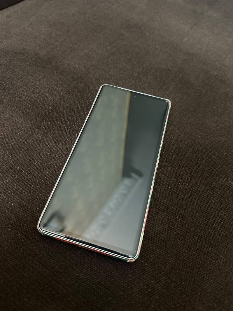 Google Pixel 7 4