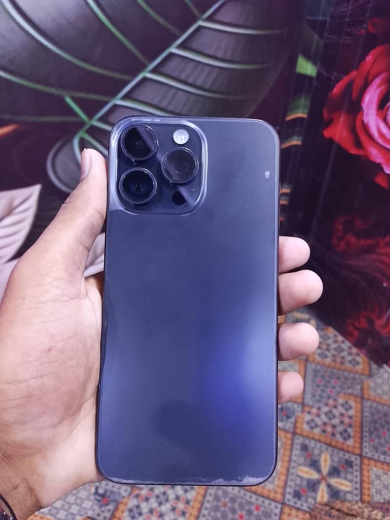 Apple iPhone 15 Pro Max 0