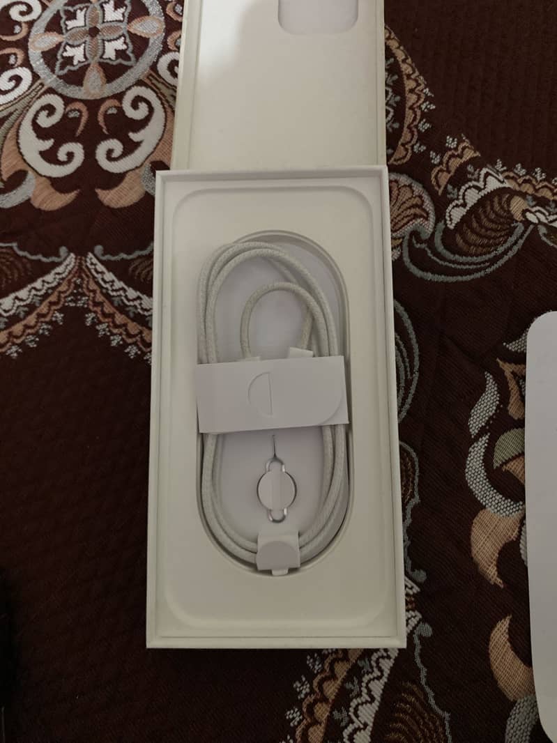 Apple iPhone 16 Pro Max 5