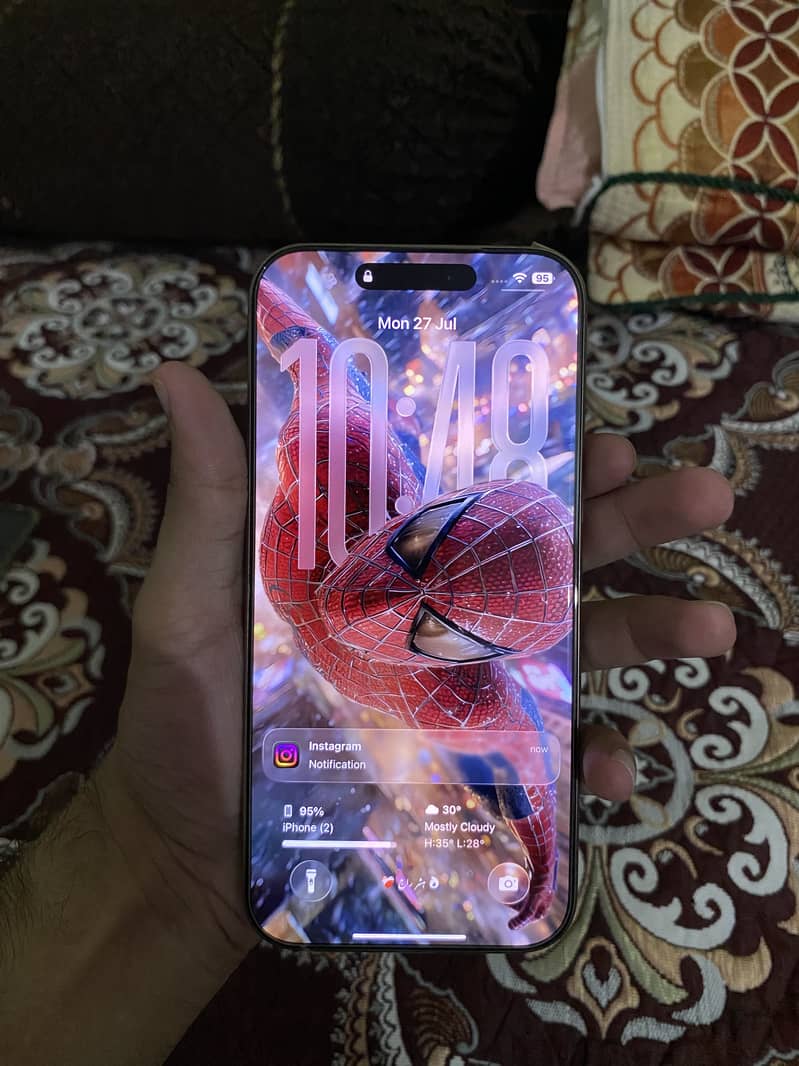 Apple iPhone 16 Pro Max 7