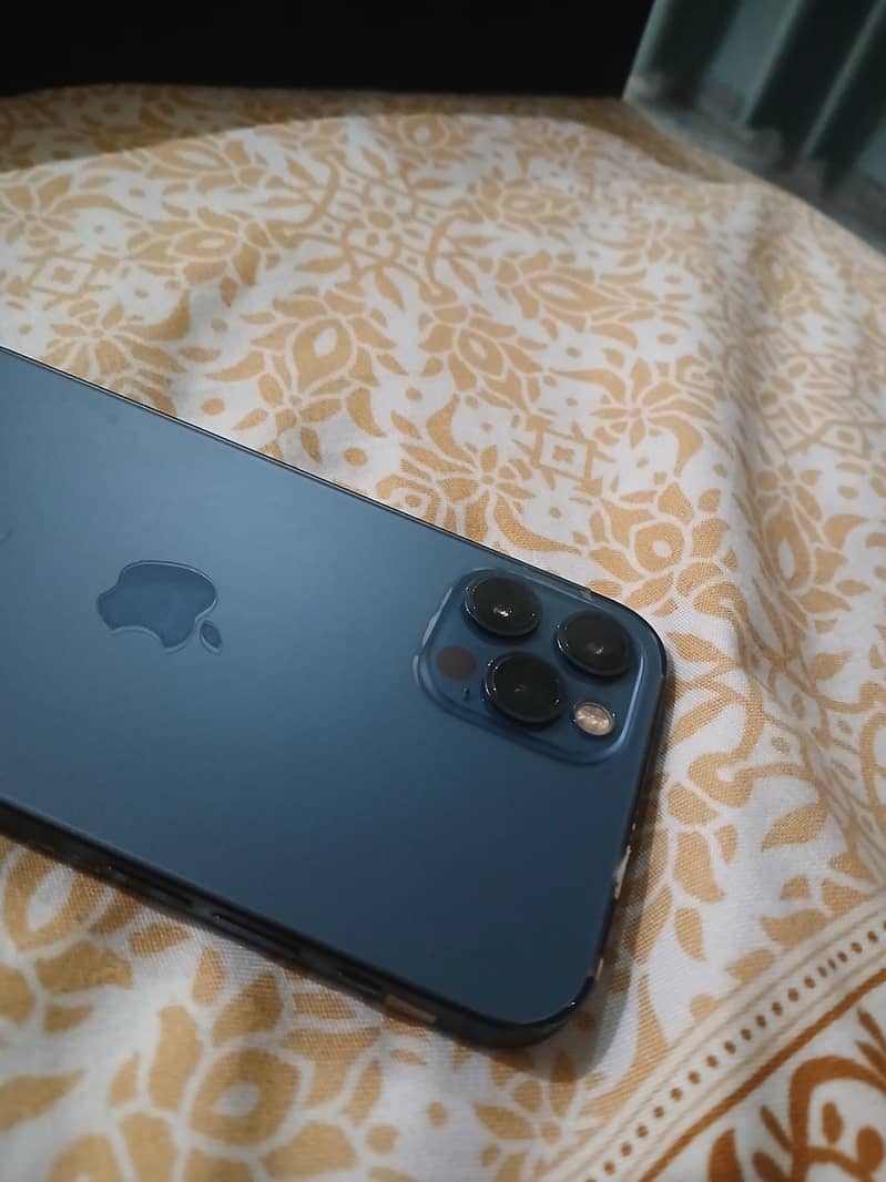 Apple iPhone 12 Pro 1