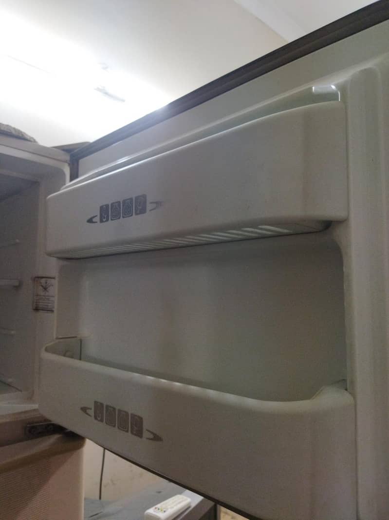 Dawlance Monogram Refrigerator 3
