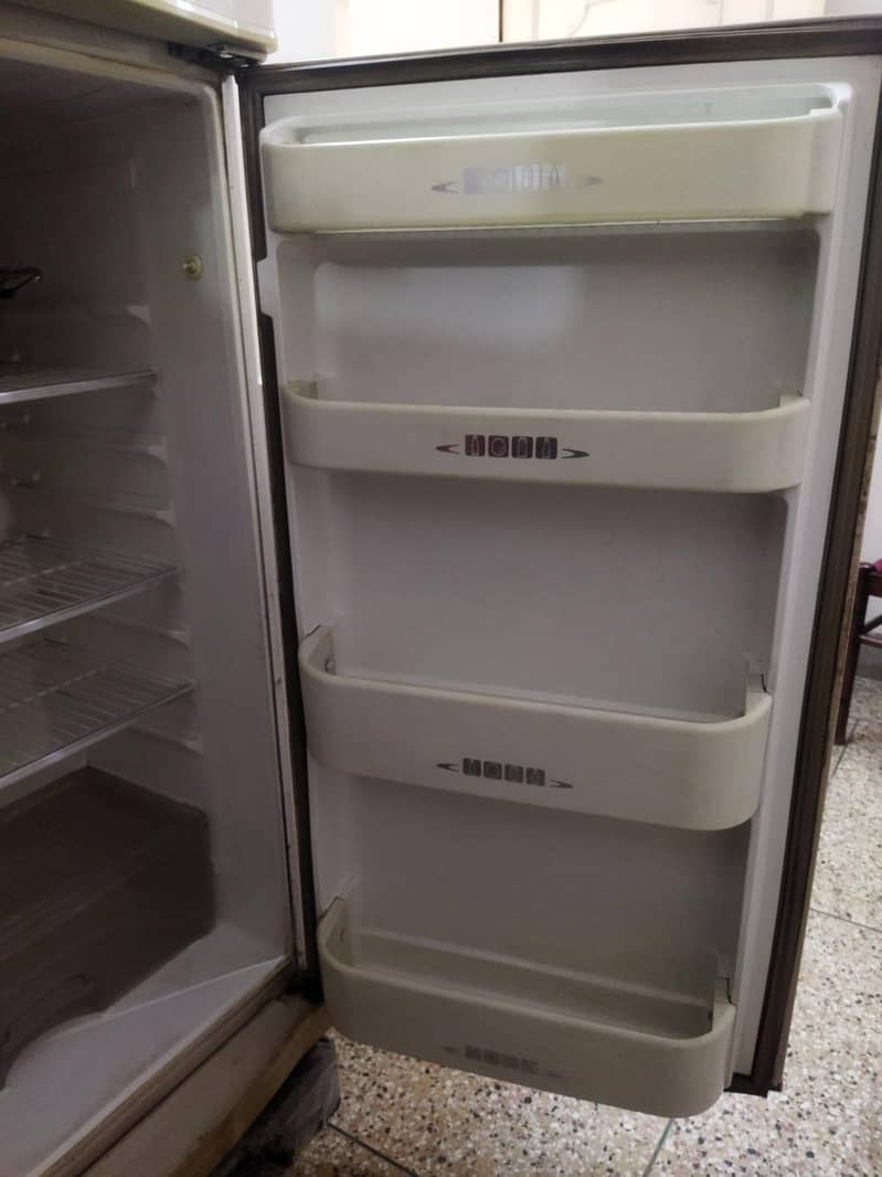 Dawlance Monogram Refrigerator 5