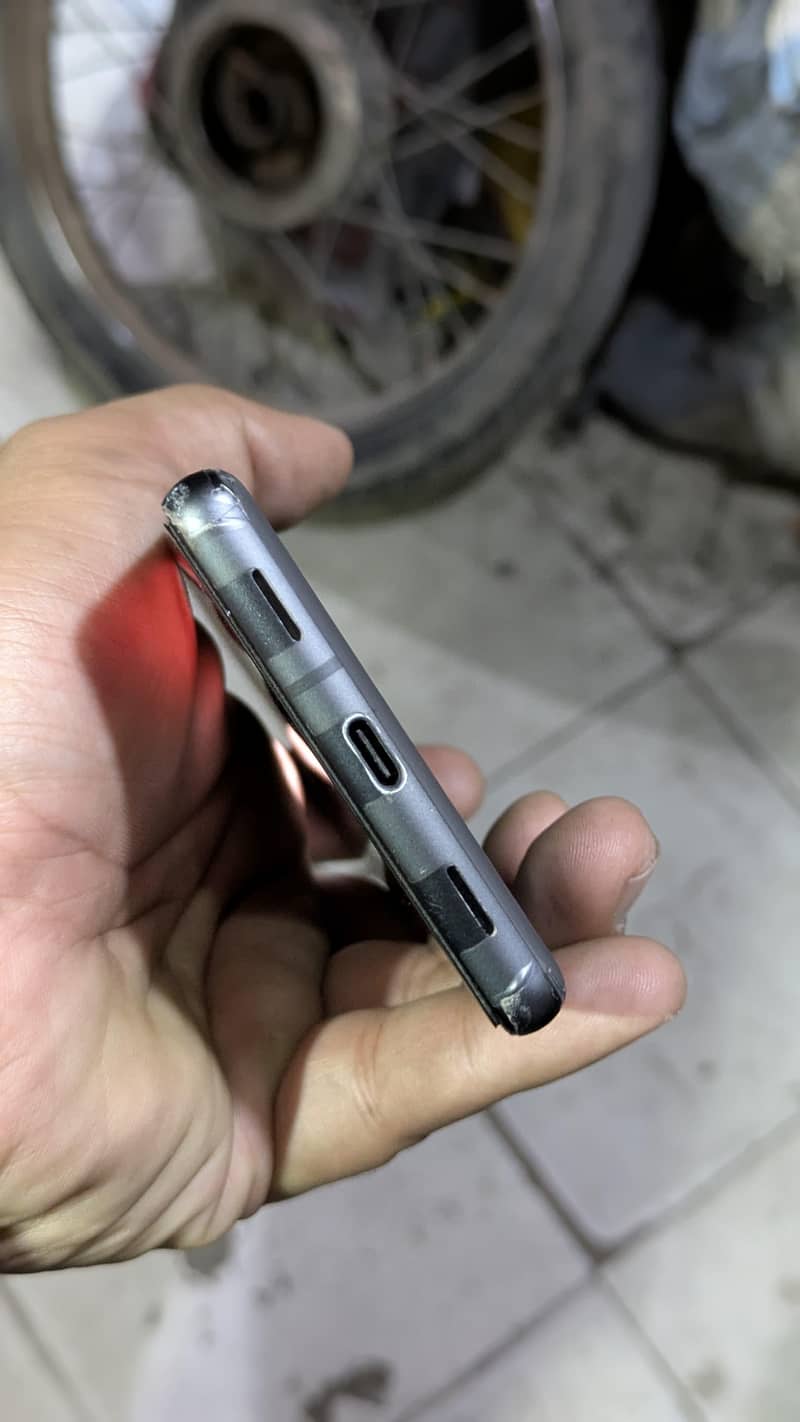 Google Pixel 7a 2