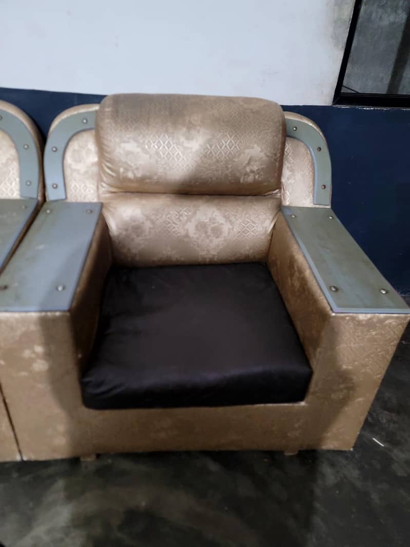 6 Seater Sofa 5