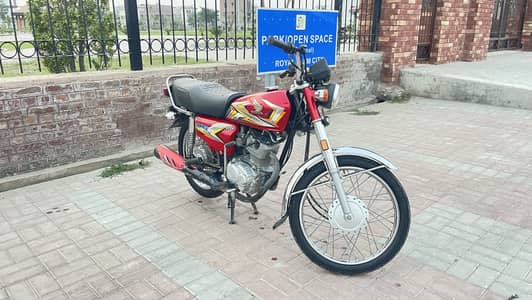 Honda CG 125 2025 Model — Excellent Condition | Genuine Bike