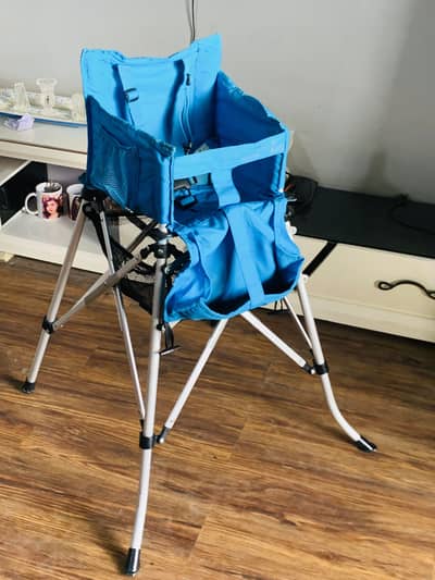 branded baby high chair 10/10 condition