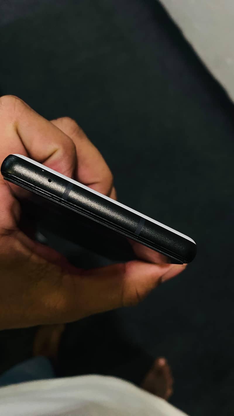Google Pixel 6a 3