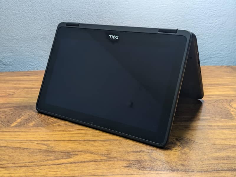 Dell 2 in 1 Laptop | Like New | Lapton 12