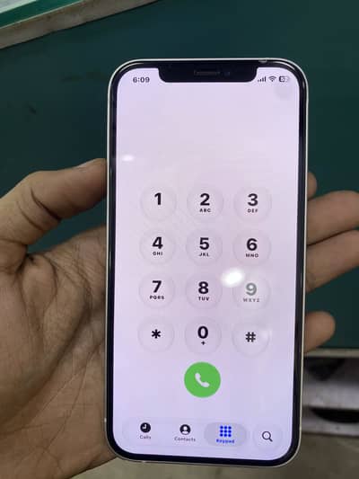 Apple iPhone 12