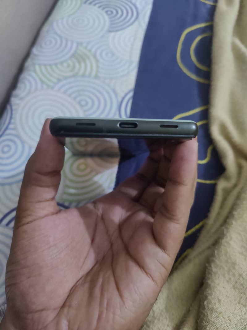 Google Pixel 6a 3