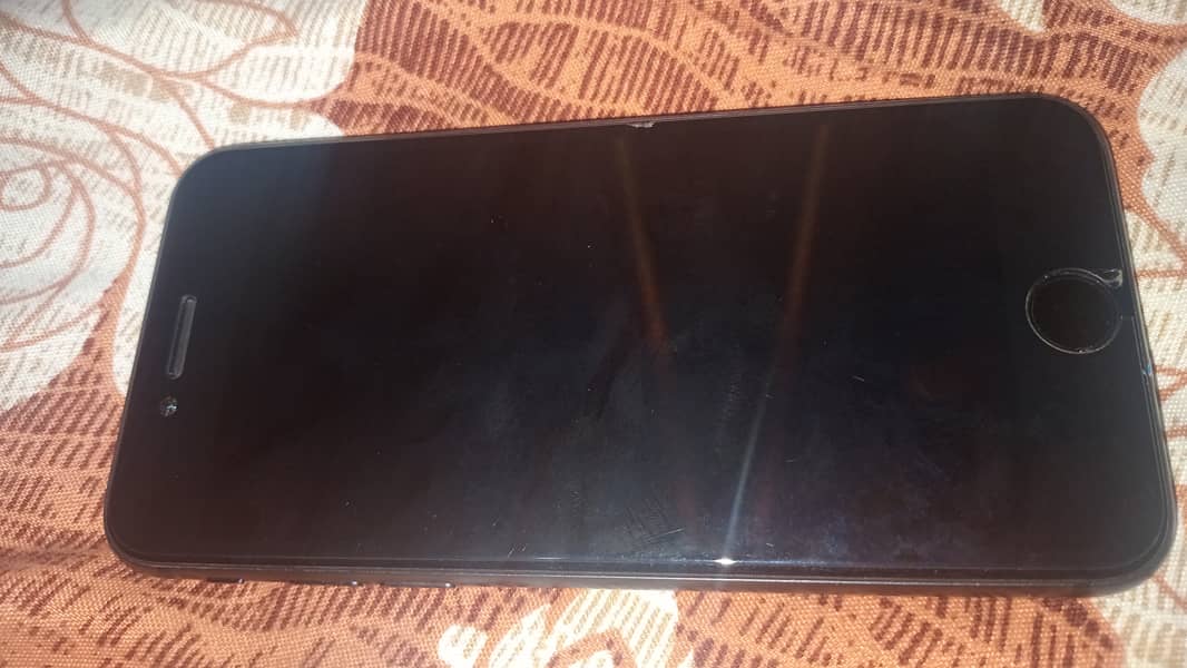 Apple iPhone 8 1