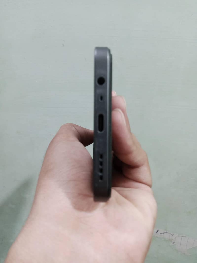 Realme Note 60x 3