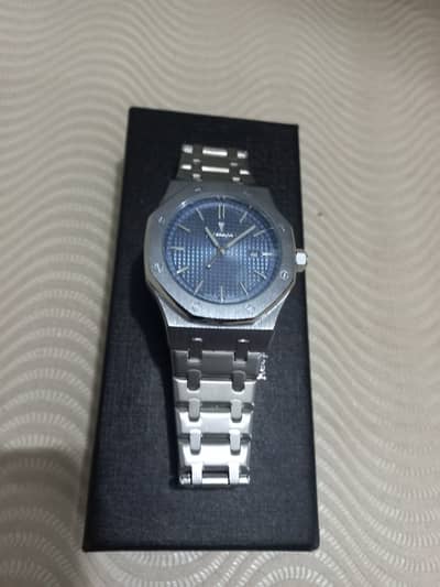 Paazomo Luxury watch from Italy