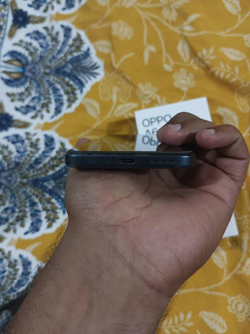 OPPO A6 4