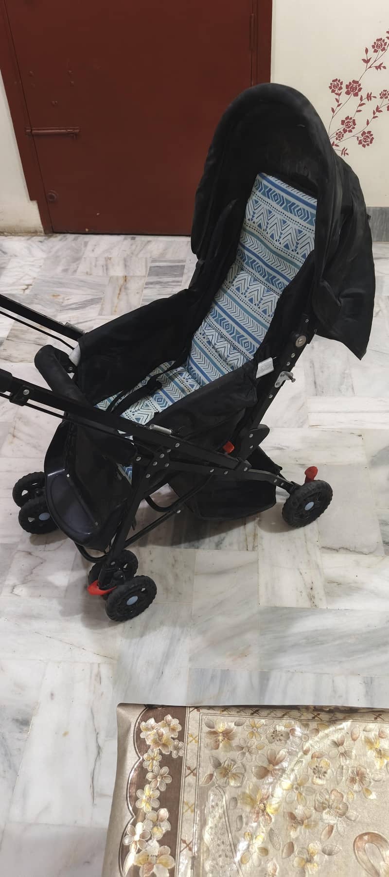 Double Sided Imported Stroller, Good Condition 4