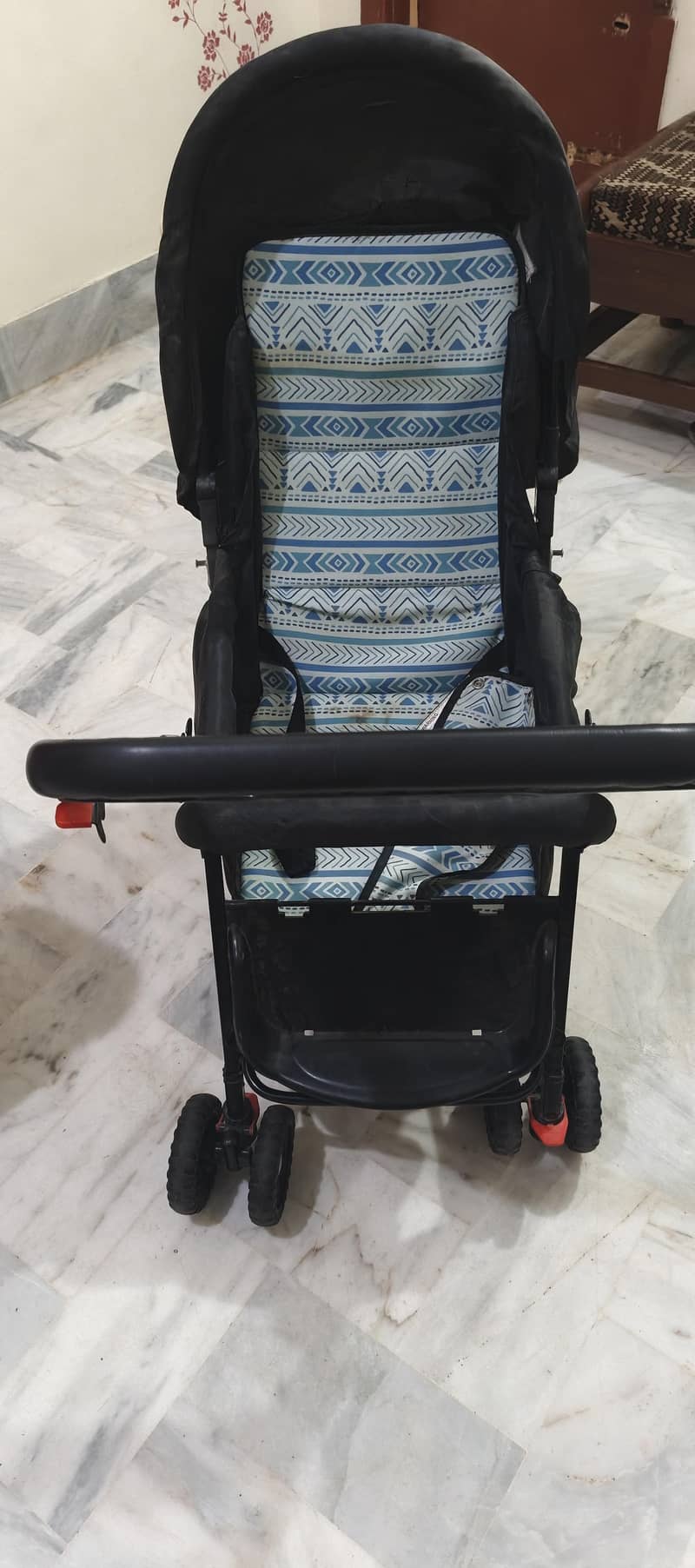 Double Sided Imported Stroller, Good Condition 5