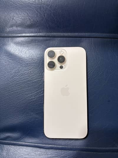 Apple iPhone 16 Pro Max JV With Box and Cable 10/10 Condition