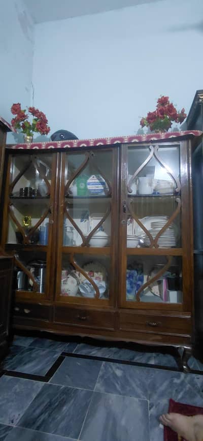 old showcase