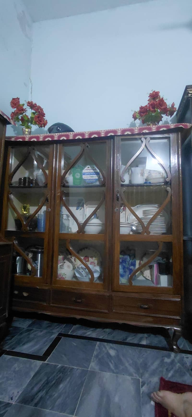 old showcase 0
