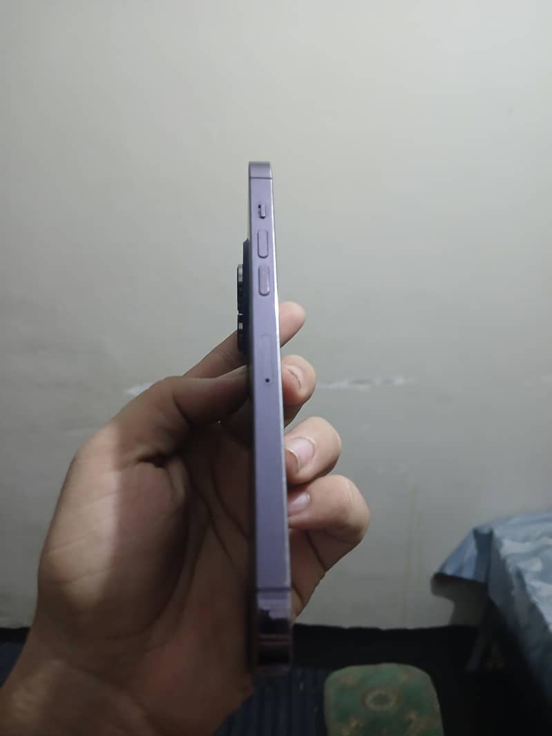 Apple iPhone 14 Pro Max 2