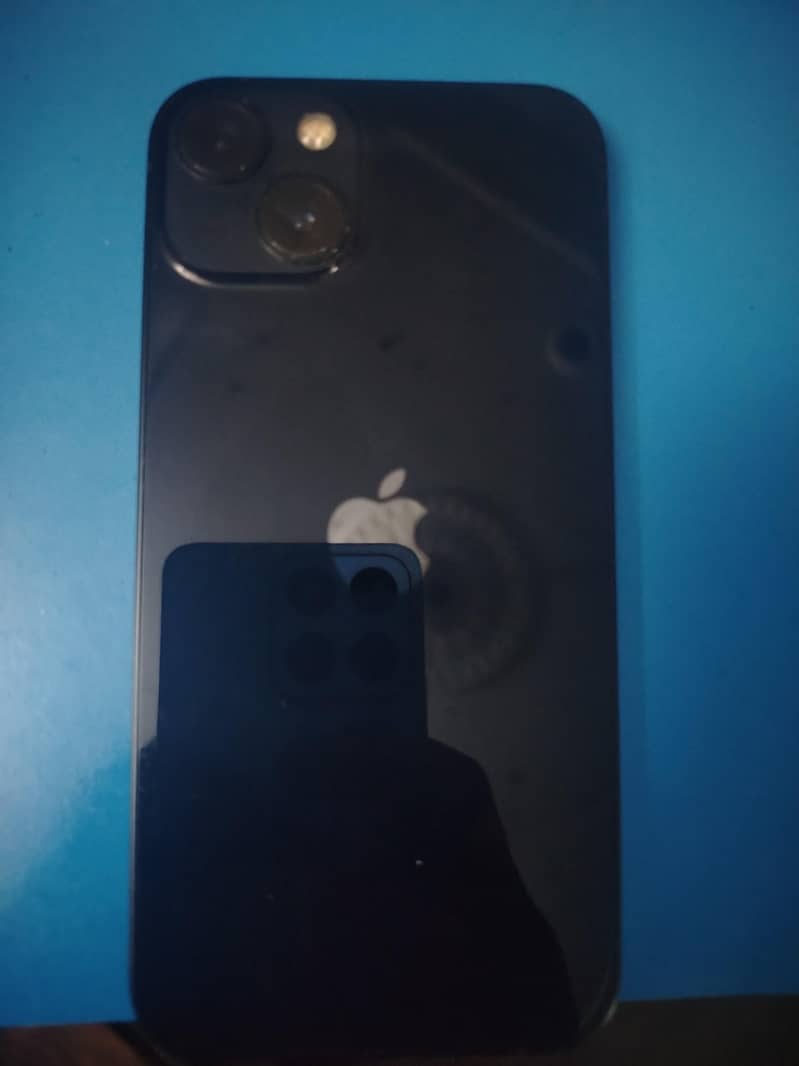 Apple iPhone 13 0