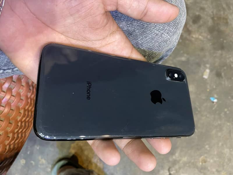 Apple iPhone X 0