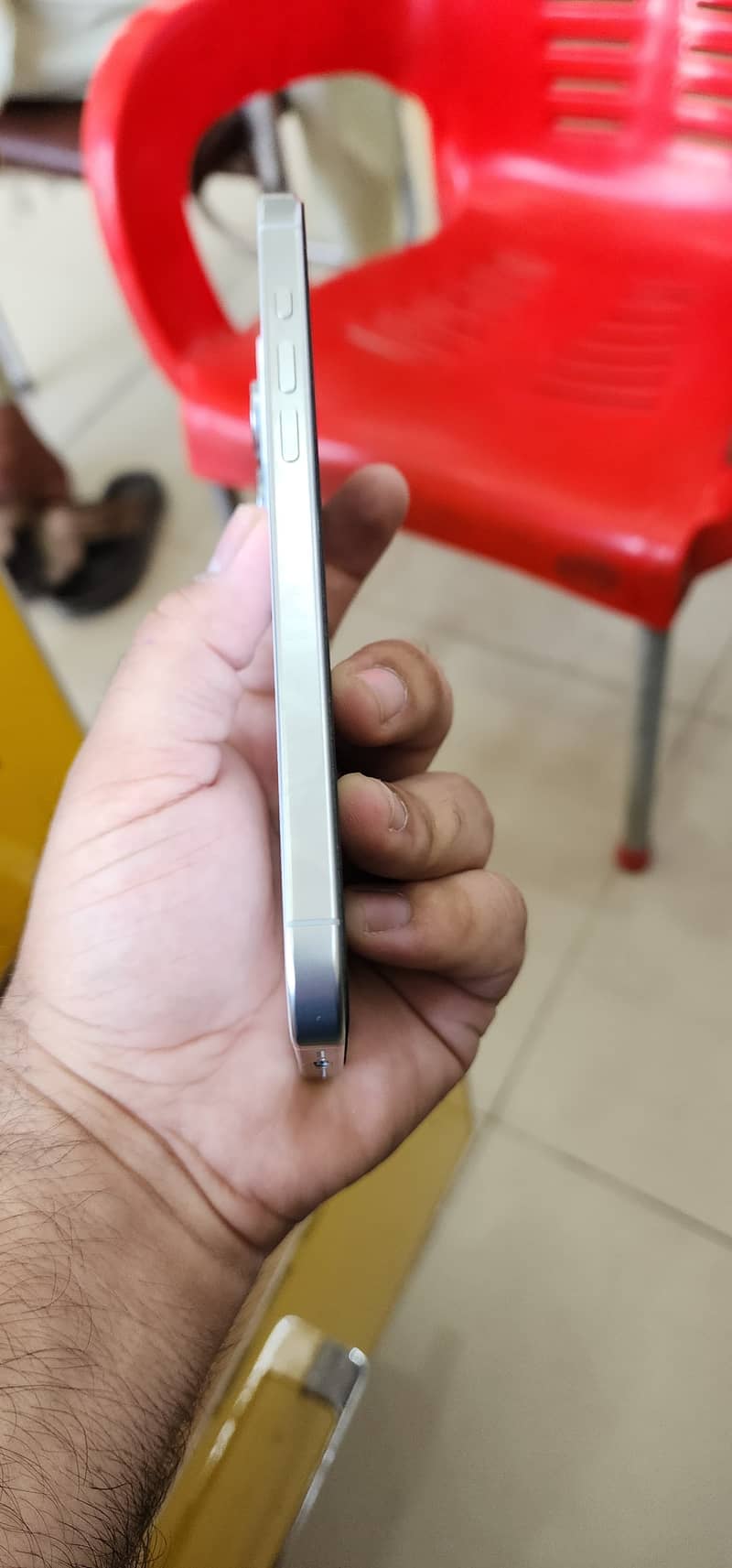 Apple iPhone 16 Pro Max 1