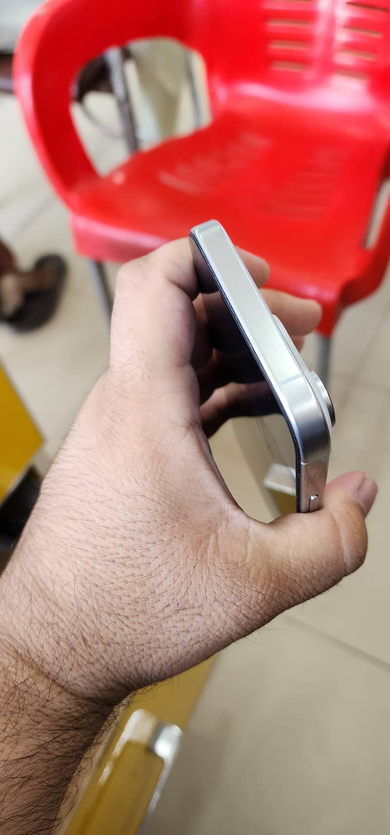 Apple iPhone 16 Pro Max 4