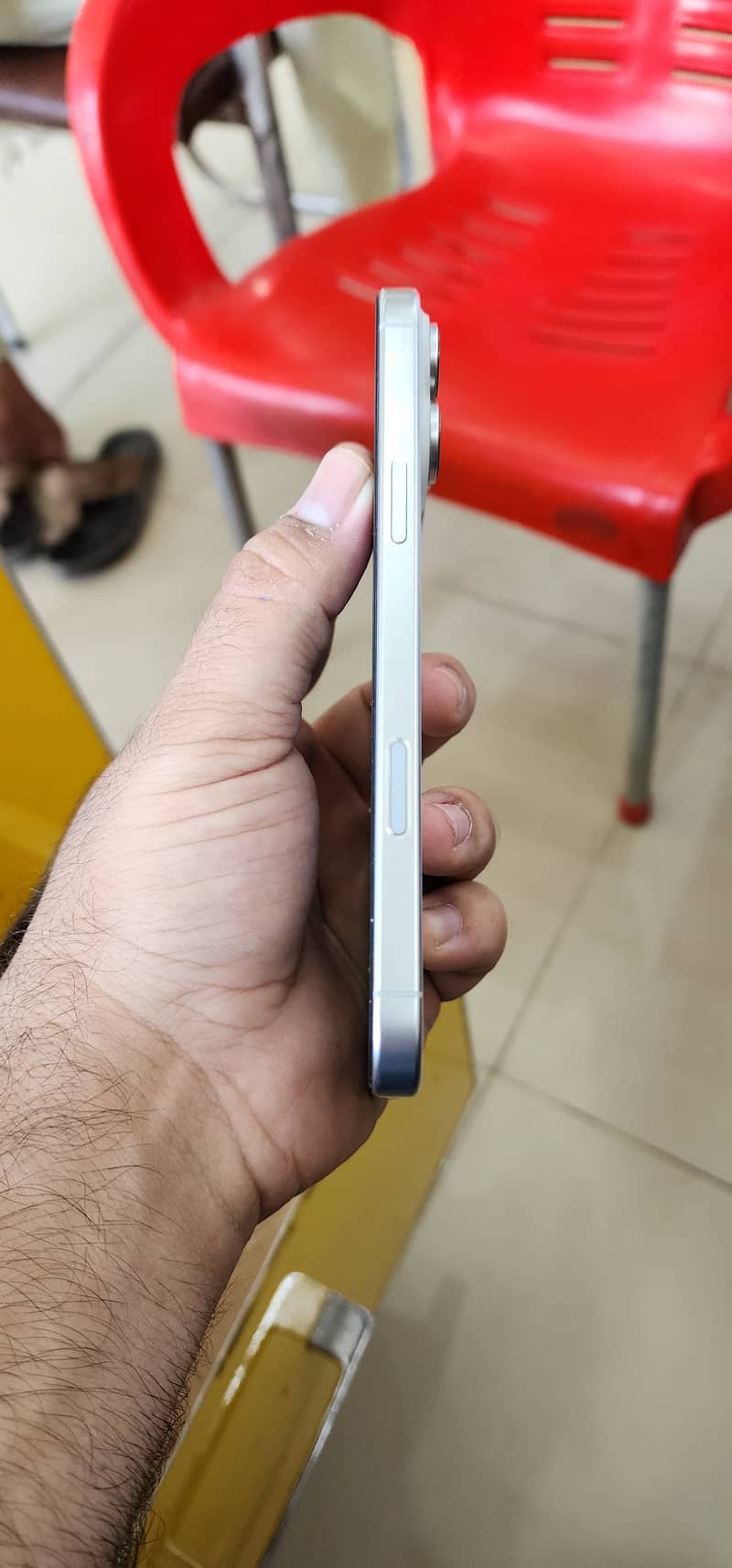 Apple iPhone 16 Pro Max 8