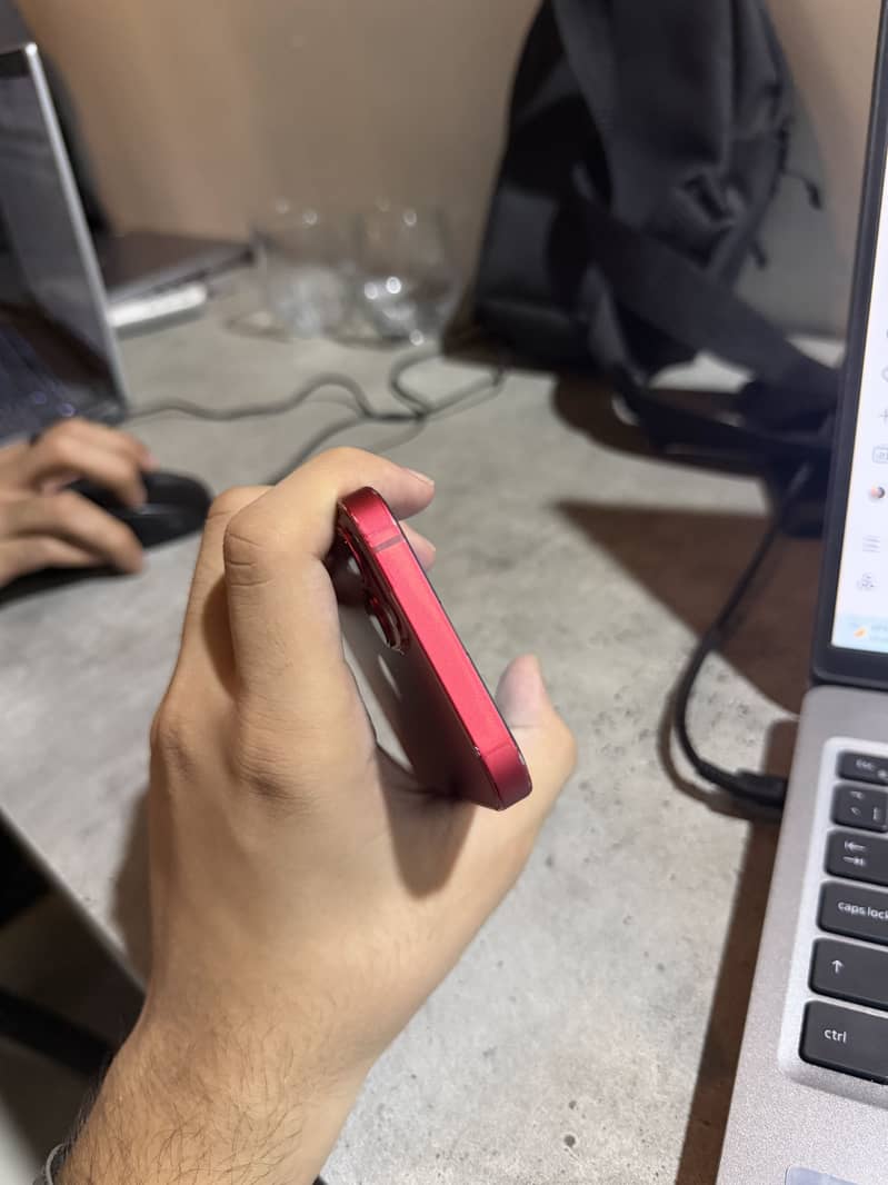 Apple 13 3