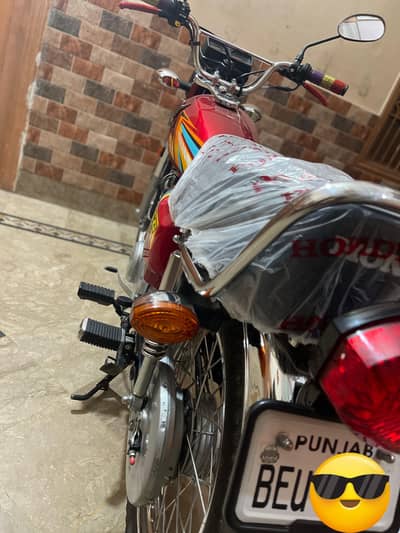 HONDA 125 NEW CONDITION 10/10