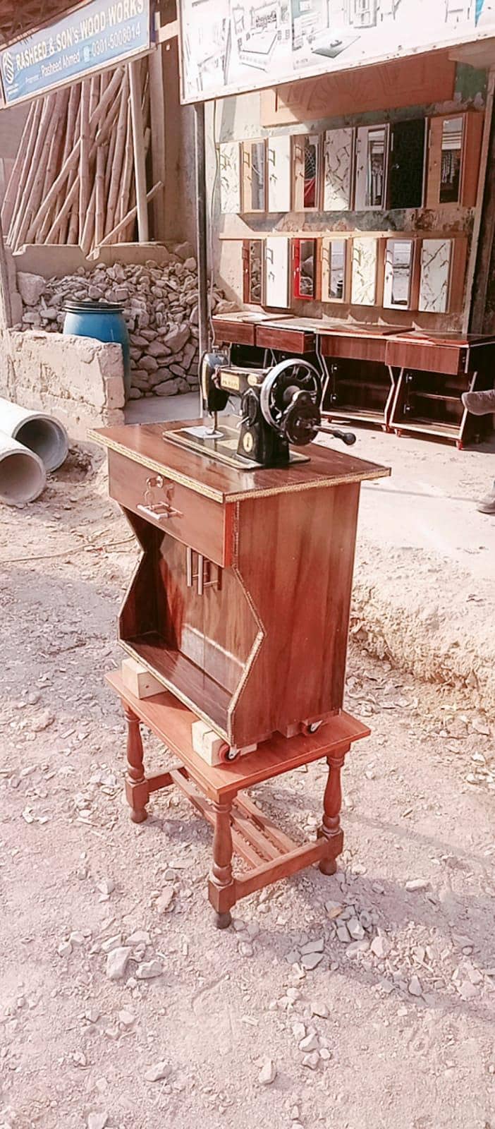 Sewing Machine Table 4
