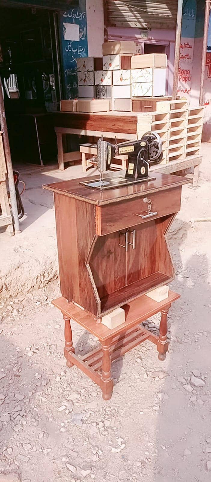 Sewing Machine Table 5