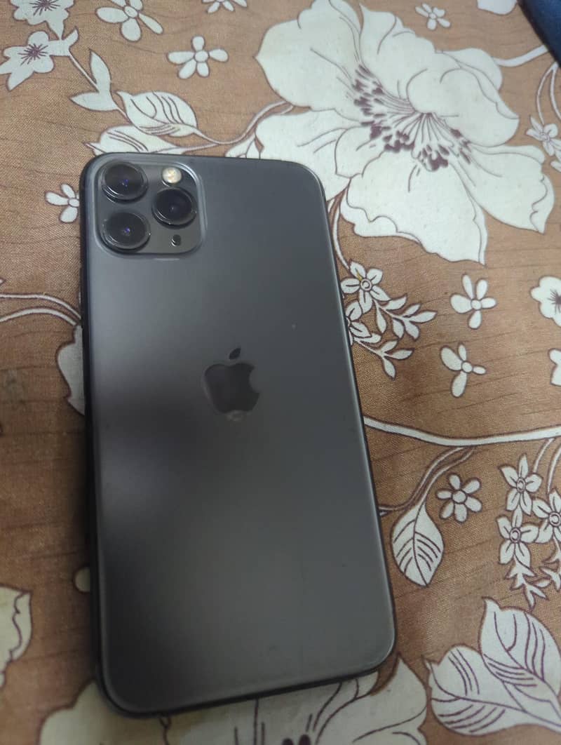 Apple iPhone 11 Pro 1