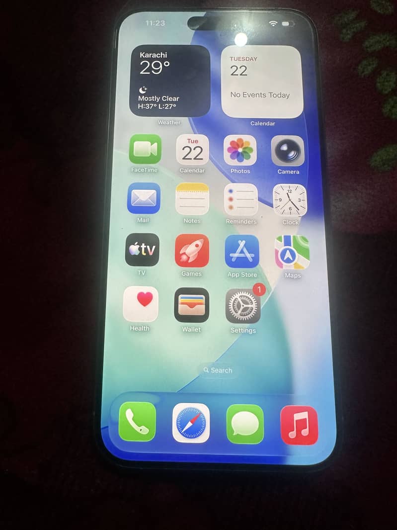 Apple iPhone 15 Pro Max 0