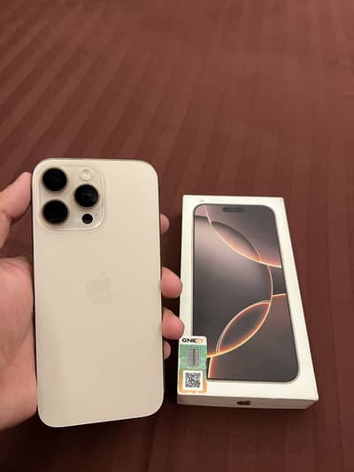 Apple iPhone 16 Pro Max