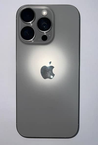 Apple iPhone 16 Pro