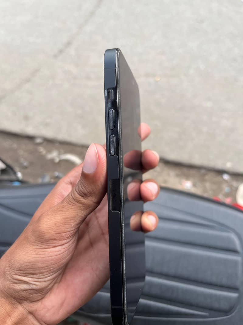 Apple iPhone 14 Pro Max 5