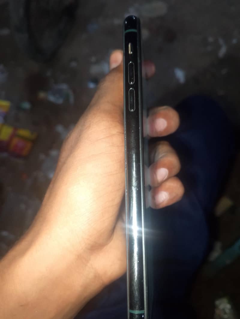 Apple iPhone 11 pro max 2