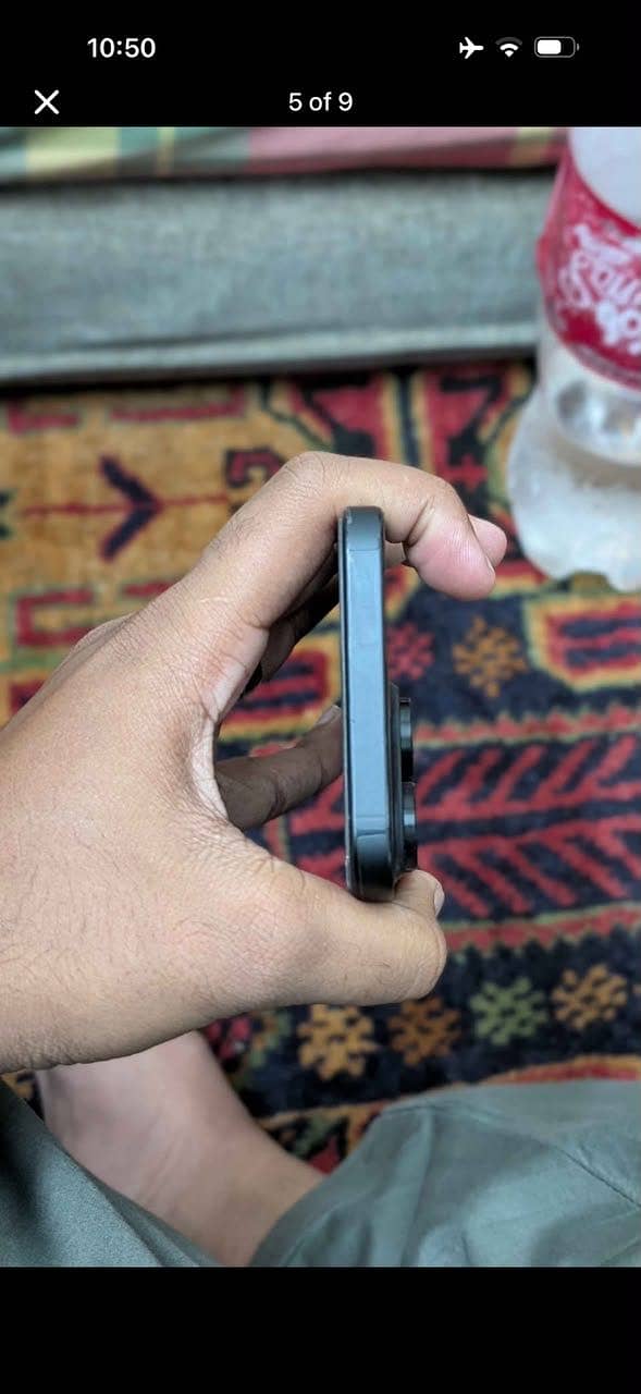 Apple iPhone 16 Pro Max 4