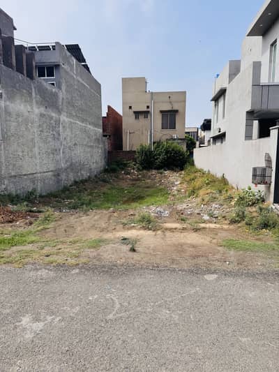 4 Marla Residential Plot Is Available For Sale In Paragon City Imperial 2 Block Lahore