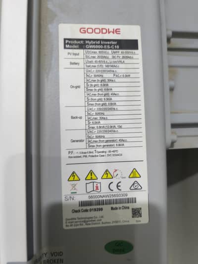 Goodwe 6 kw inverter model GW6000 ES C10.