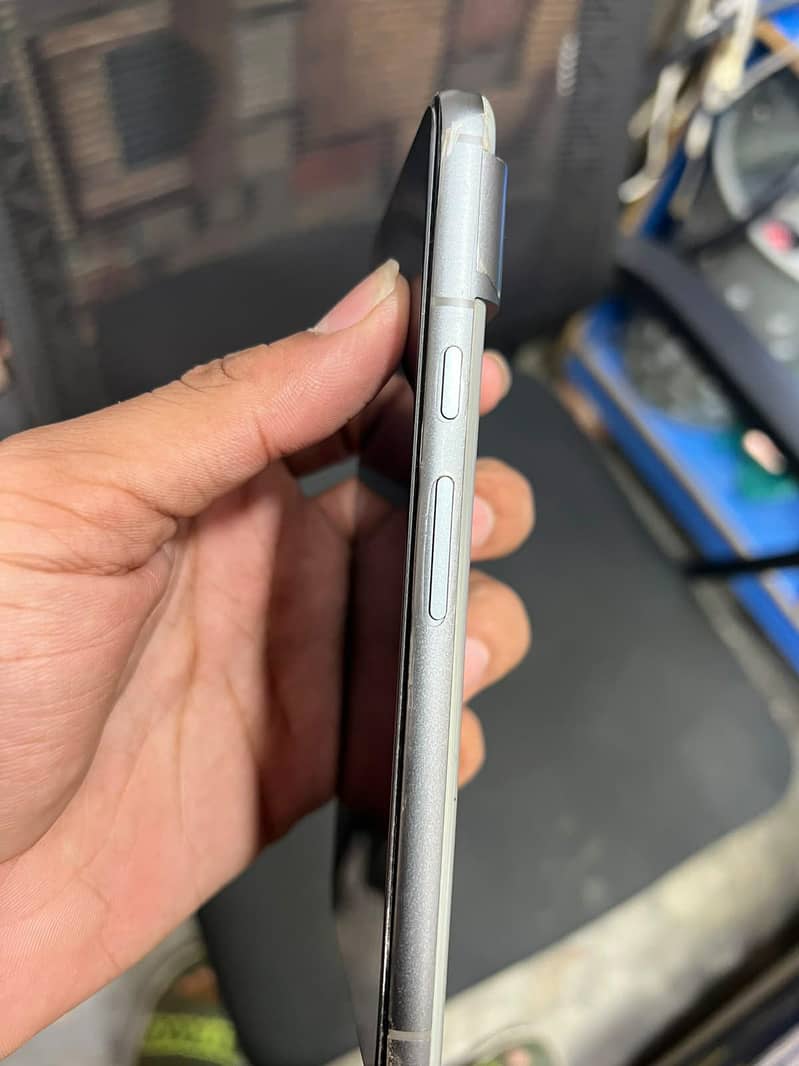 Google Pixel 8 1