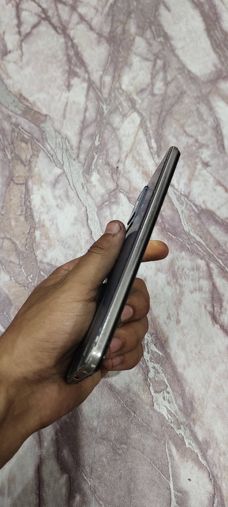 Vivo V21 1