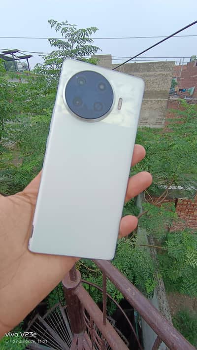 Tecno Spark 20 Pro Plus