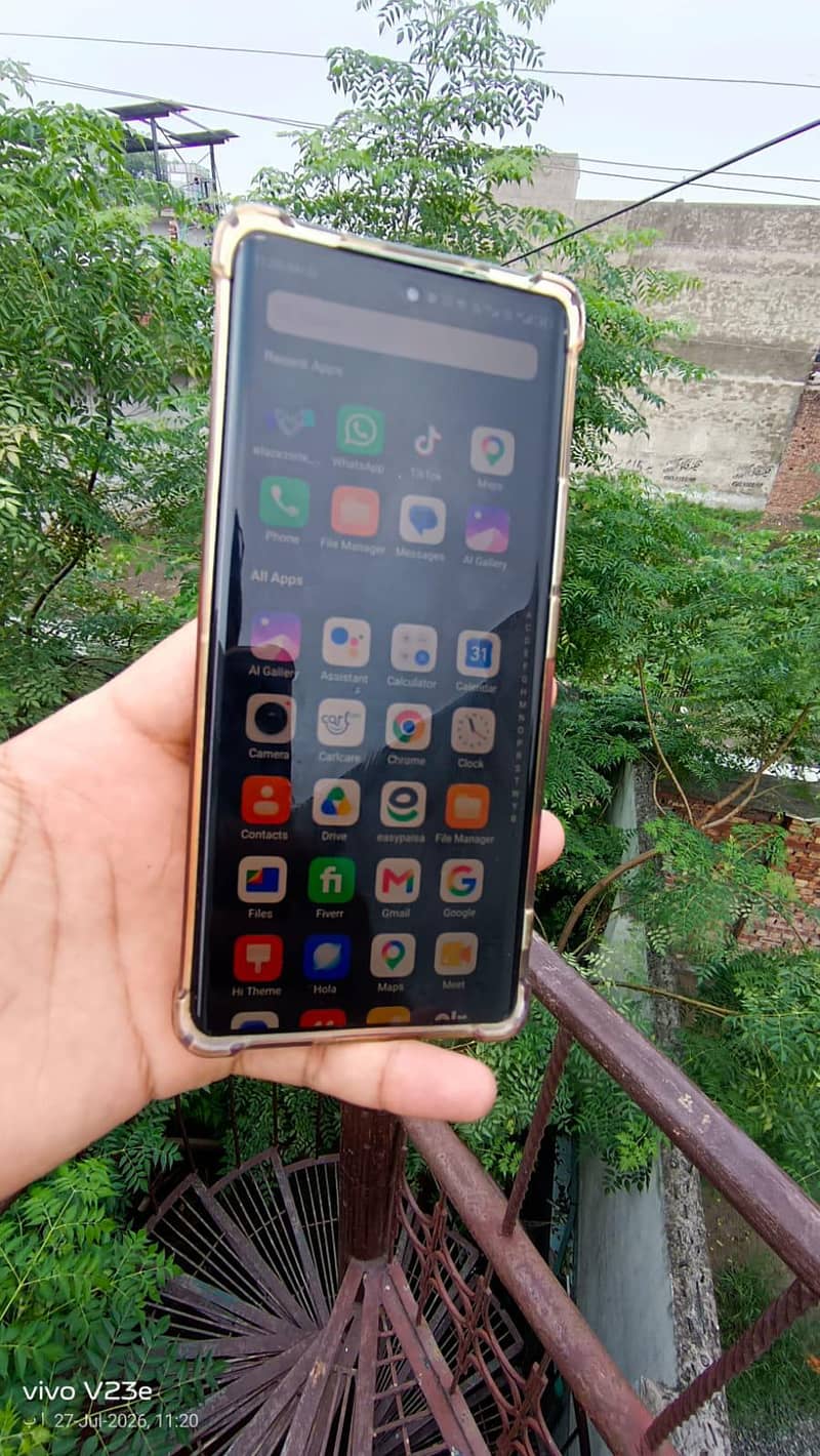 Tecno Spark 20 Pro Plus 4