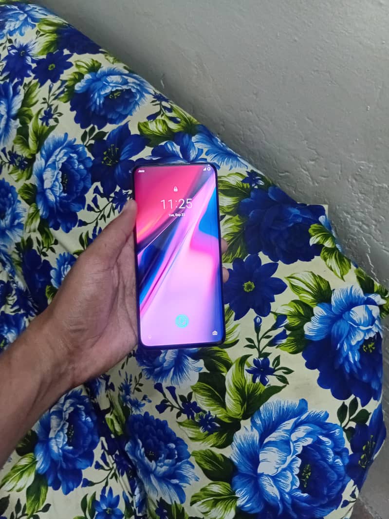 One Plus 7 Pro 5