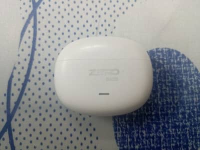 Zero Bass Earpods-Excellent Battery Timing